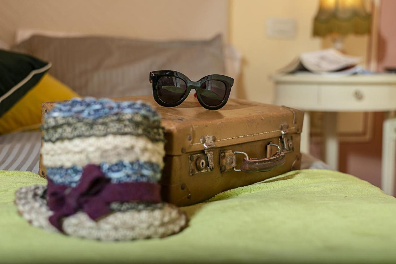Borgo Agli Scudi Suite&Breakfast Campiglia Marittima Luaran gambar