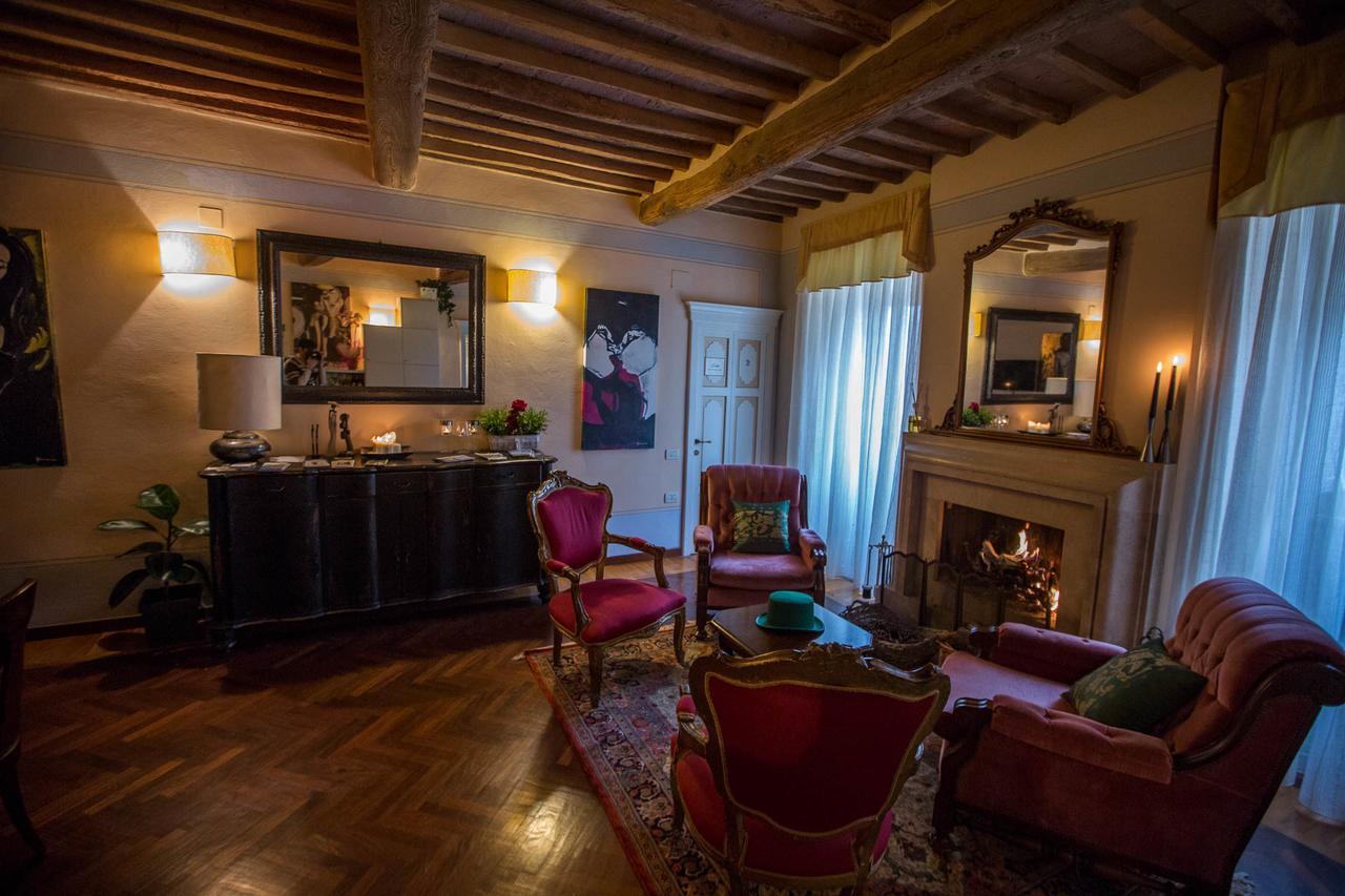 Borgo Agli Scudi Suite&Breakfast Campiglia Marittima Luaran gambar