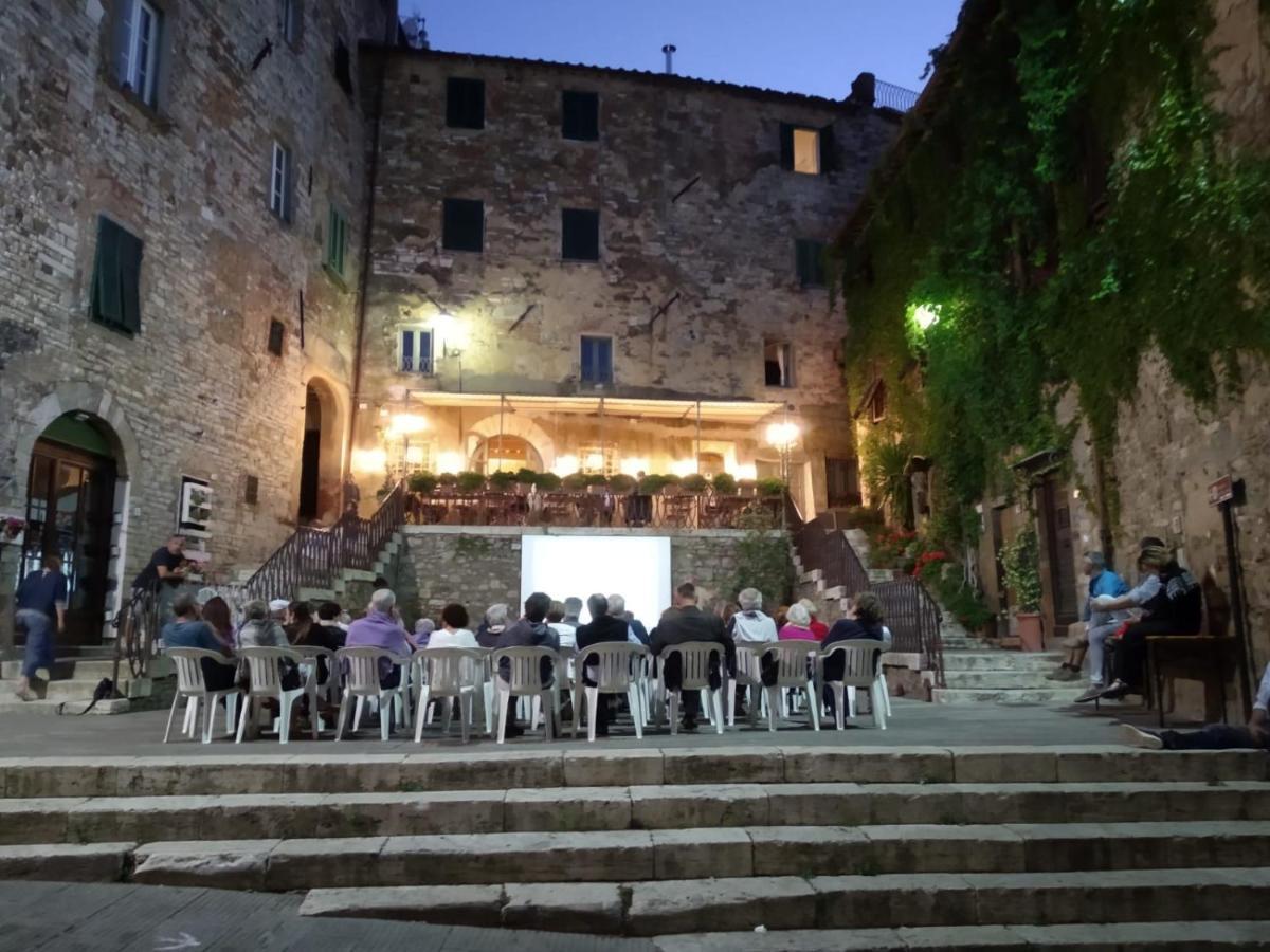 Borgo Agli Scudi Suite&Breakfast Campiglia Marittima Luaran gambar